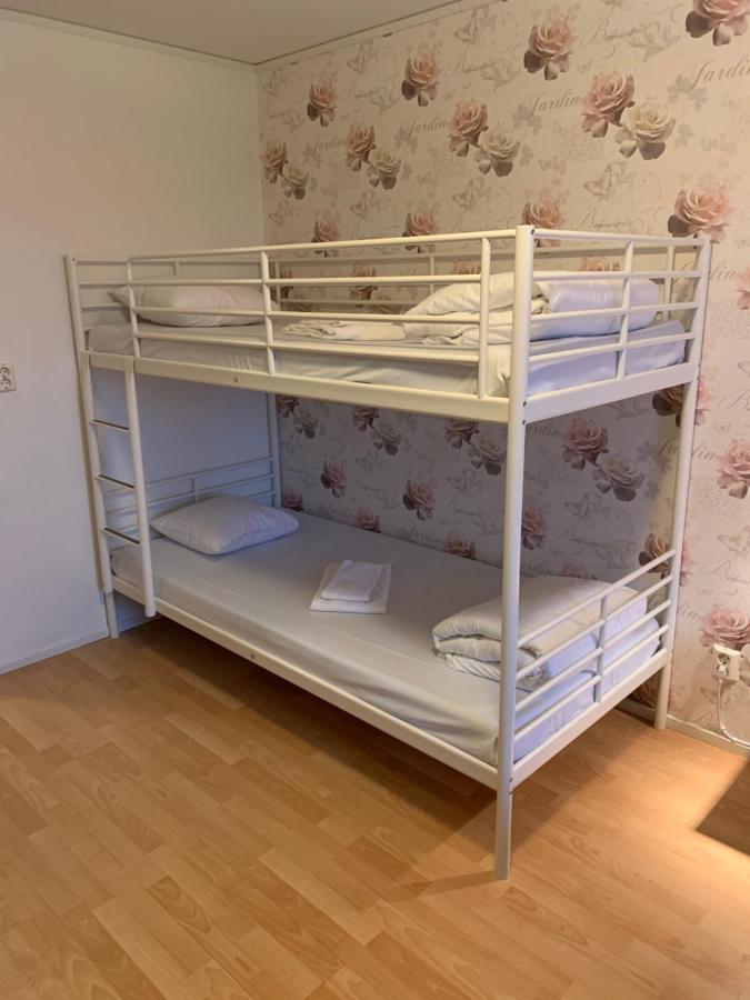 Bjoerkbackens Karaktaershotell Vimmerby Eksteriør bilde